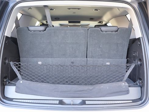 Used 2019 Cadillac Escalade Premium Luxury image 20