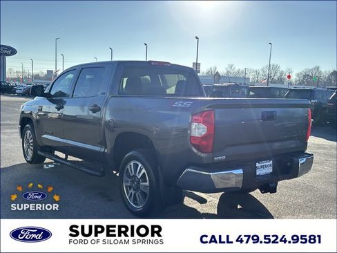 Used 2019 Toyota Tundra SR5 w/ SR5 Upgrade Package image 6