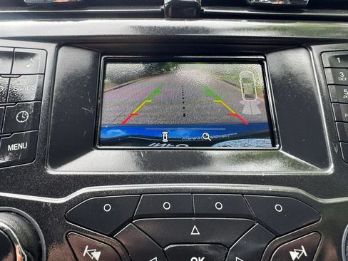 Used 2017 Ford Fusion SE FWD image 18