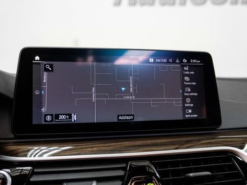 Used 2022 BMW 530e w/ Premium Package image 19