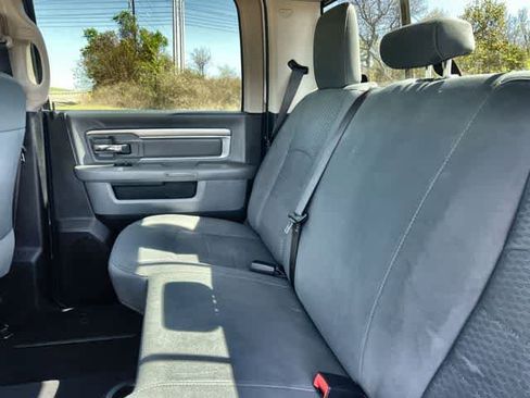 Used 2018 RAM 2500 SLT w/ Luxury Group image 14