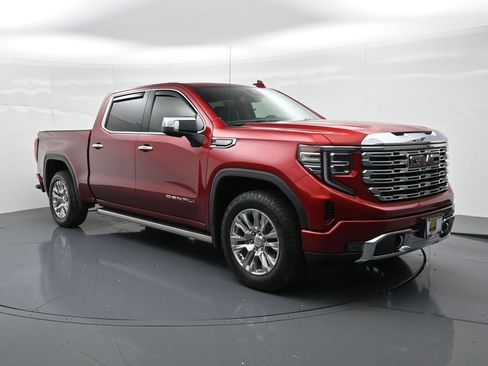 Used 2023 GMC Sierra 1500 Denali AWD/4WD image 4