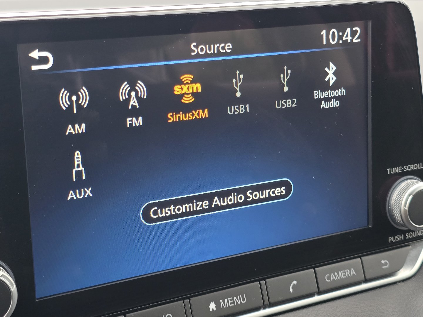 Used 2025 Nissan Sentra SV FWD image 7