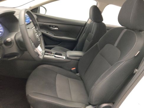 Used 2023 Nissan Sentra SV FWD image 17