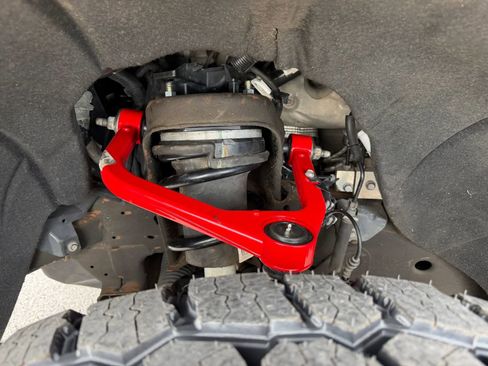 Used 2019 Chevrolet Silverado 1500 RST AWD/4WD image 30