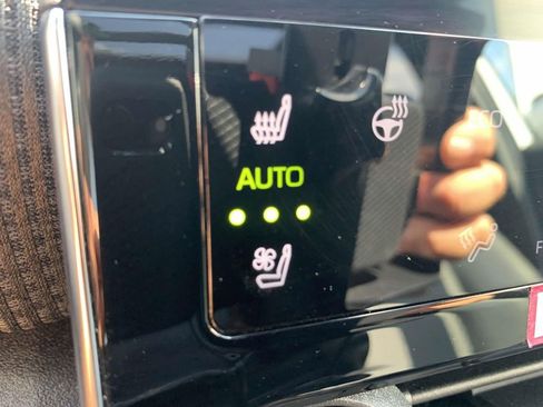 Used 2023 Toyota bZ4X Limited w/ Weather Package image 20