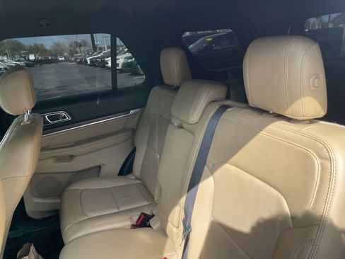 Used 2017 Ford Explorer Limited w/ Equipment Group 301A image 13