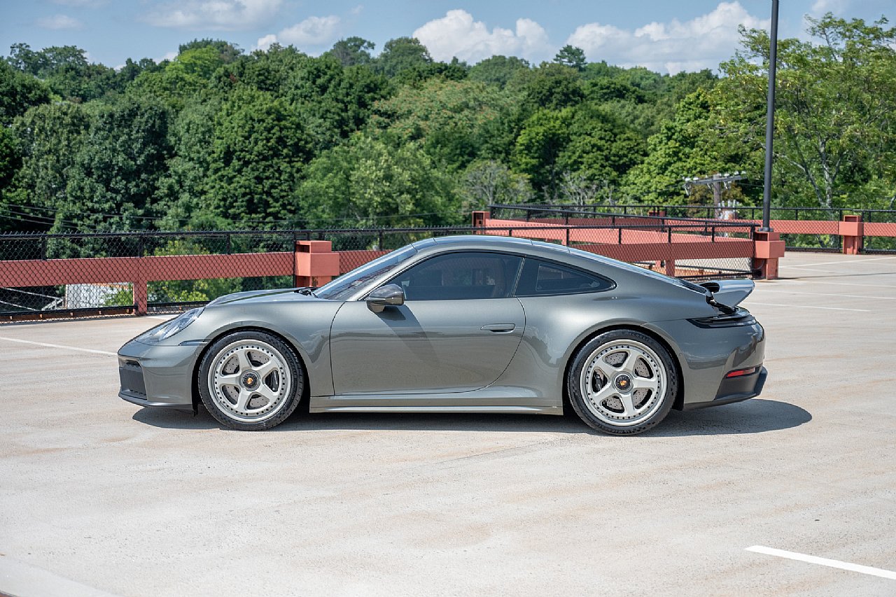Used 2026 Porsche 911 Carrera GTS RWD image 11