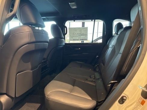 New 2026 Lexus LX 700h Luxury w/ Appearance Package AWD/4WD image 15