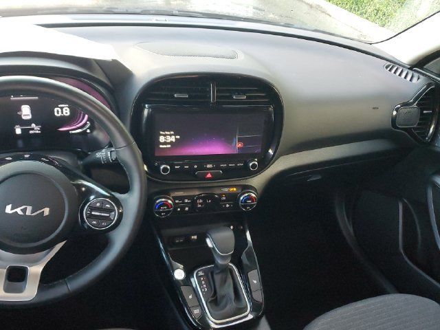 Used 2023 Kia Soul EX FWD image 14