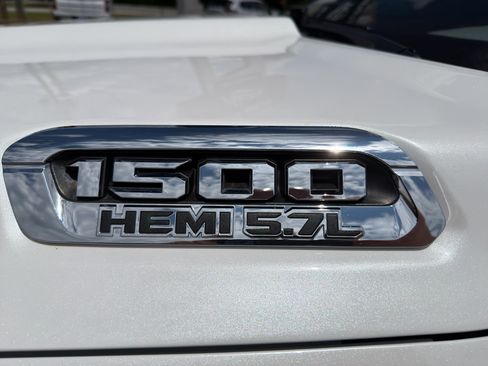 Used 2019 RAM 1500 Limited AWD/4WD image 10