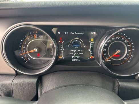 Used 2021 Jeep Gladiator Sport w/ Quick Order Package 24Q 80Th AWD/4WD image 8