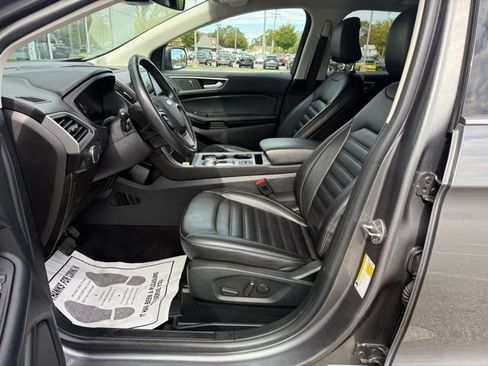 Used 2022 Ford Edge SEL image 17