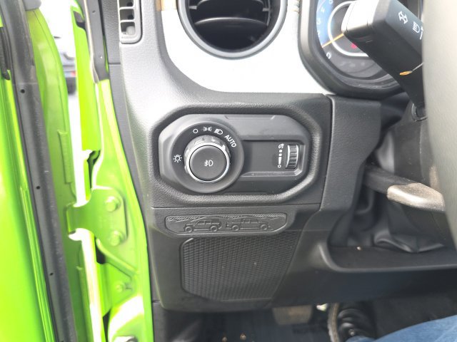 Used 2025 Jeep Wrangler Unlimited Sport AWD/4WD image 20