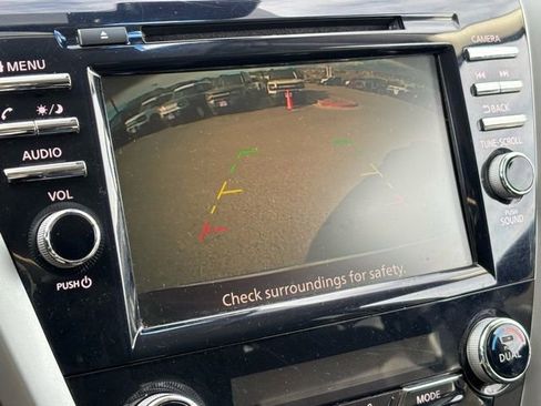 Used 2021 Nissan Murano SV image 35