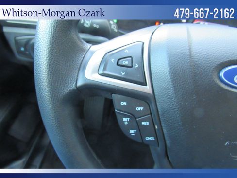 Used 2020 Ford Fusion SE image 33