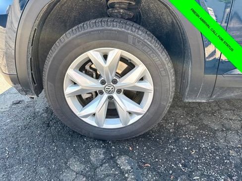 Used 2019 Volkswagen Atlas SE w/ Towing Package FWD image 3