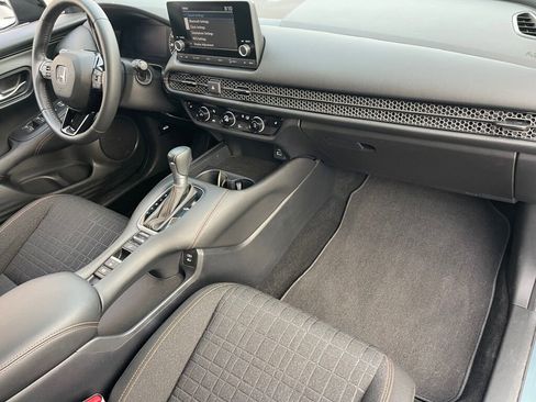 Certified 2024 Honda HR-V Sport image 29