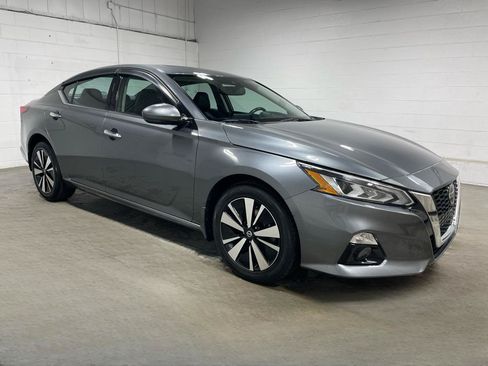 Used 2020 Nissan Altima 2.5 SL AWD/4WD image 3