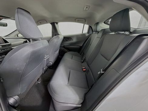 Used 2025 Toyota Prius LE FWD image 36
