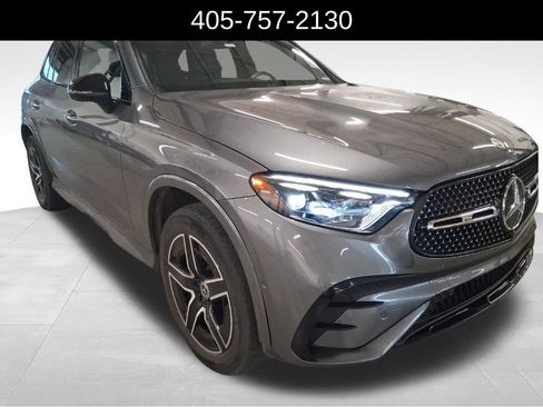 Used 2023 Mercedes-Benz GLC 300 4MATIC image 2