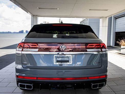 New 2026 Volkswagen Atlas Cross Sport SEL Premium R-Line AWD/4WD image 19