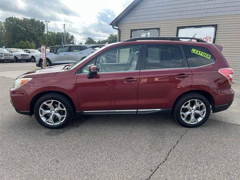 Used 2015 Subaru Forester 2.5i Touring AWD/4WD image 8