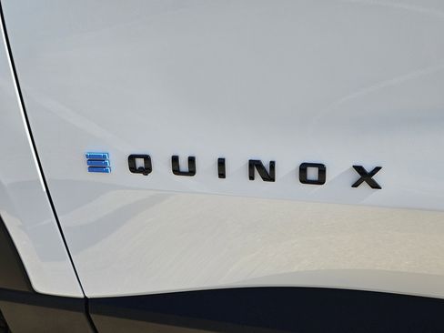 New 2026 Chevrolet Equinox EV LT w/ Comfort Package image 7