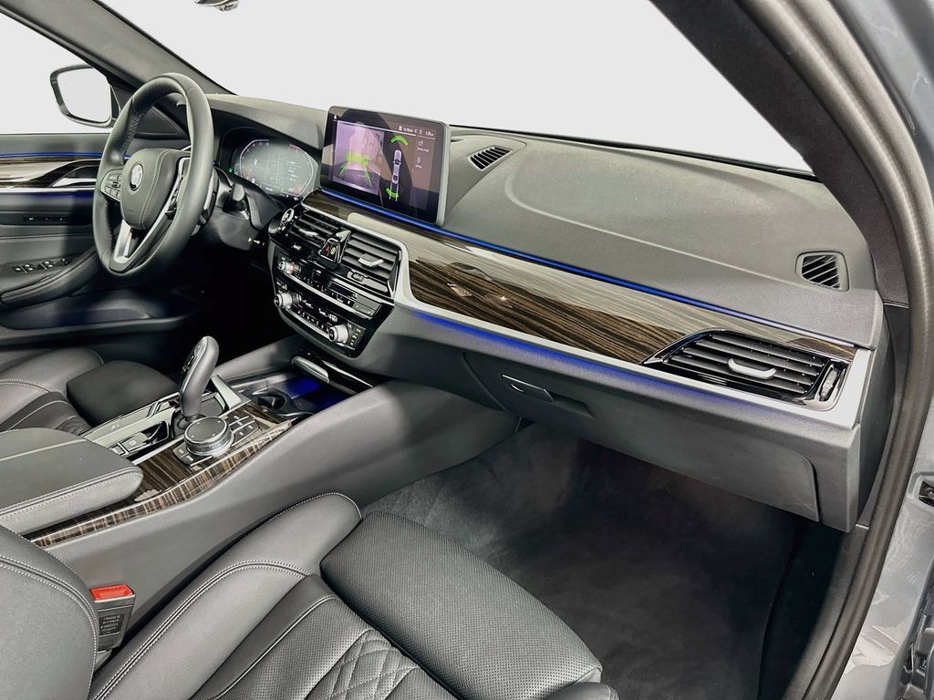 Certified 2023 BMW 530i w/ Convenience Package RWD image 30