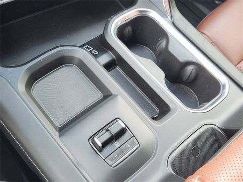 Used 2024 GMC Sierra 2500 Denali Ultimate w/ Max Trailering Package image 21