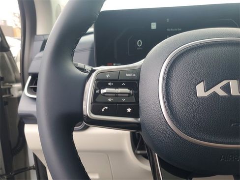 New 2026 Kia Carnival SX image 18