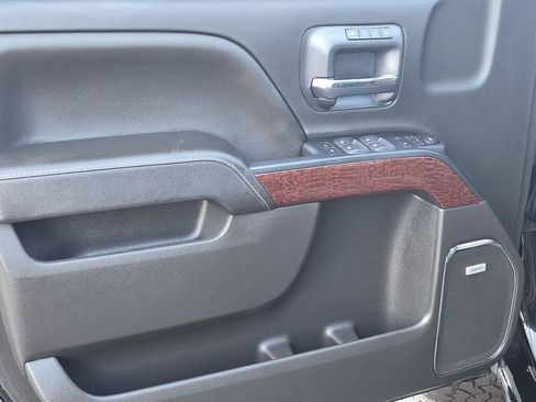 Used 2018 GMC Sierra 1500 SLT AWD/4WD image 12