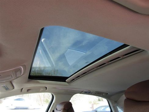 Used 2014 Audi A8 3.0T w/ Premium Package image 30