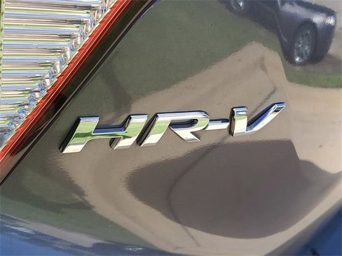 Used 2021 Honda HR-V LX image 33