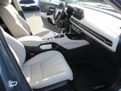 Certified 2023 Honda HR-V EX-L image 16