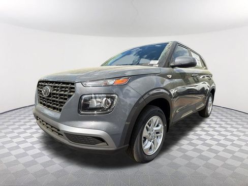 New 2026 Hyundai Venue SE FWD image 1