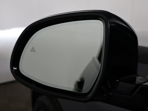 Used 2022 BMW X7 xDrive40i w/ M Sport Package image 35