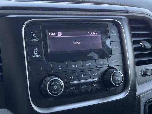 Used 2018 RAM 1500 Tradesman w/ Chrome Appearance Group AWD/4WD image 17