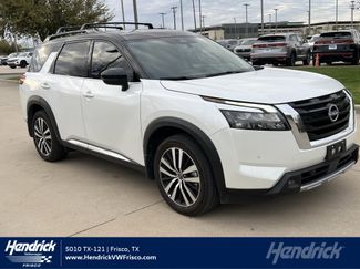 Used 2025 Nissan Pathfinder Platinum video 1