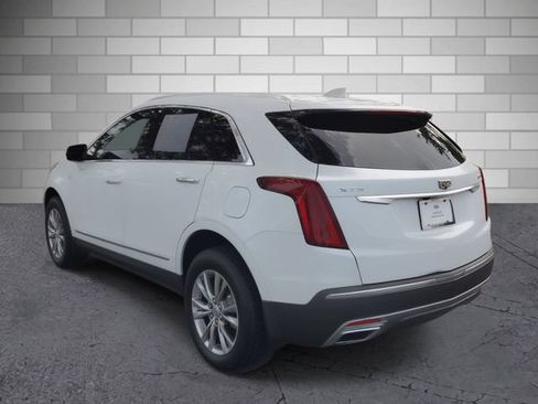 Used 2021 Cadillac XT5 Premium Luxury FWD image 3