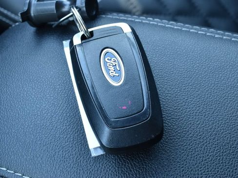 Used 2023 Ford Escape Platinum w/ Premium Technology Package AWD/4WD image 14