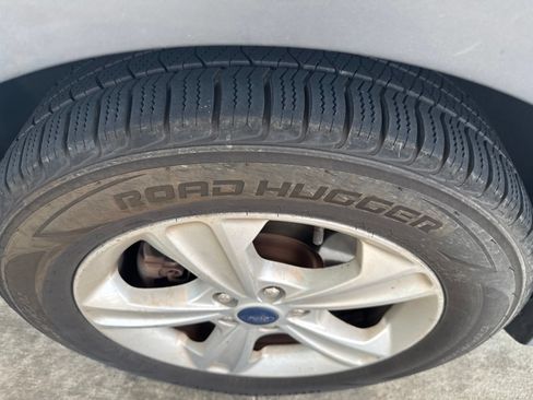 Used 2015 Ford Escape SE AWD/4WD image 3