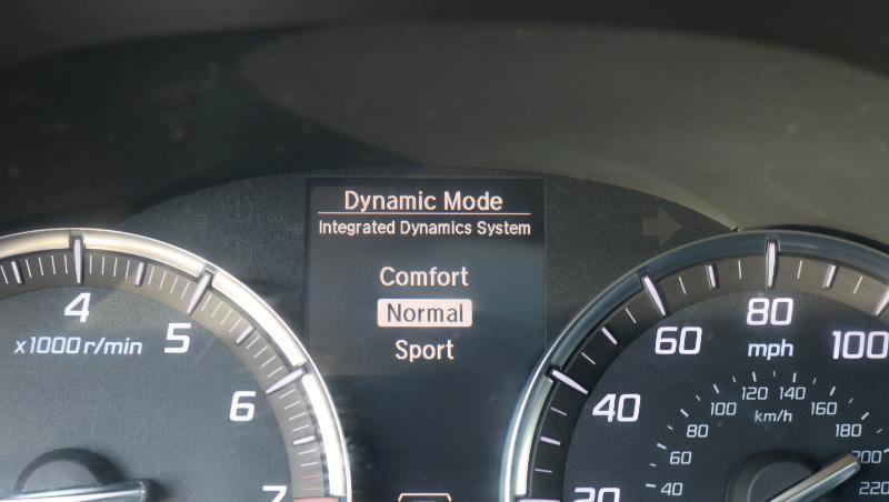 Used 2020 Acura MDX SH-AWD image 17