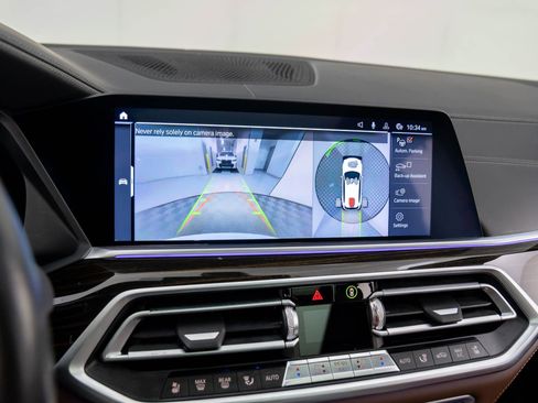 Used 2020 BMW X5 M50i w/ Executive Package image 30