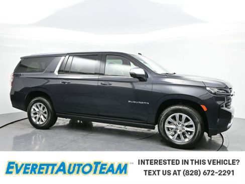 Used 2024 Chevrolet Suburban Premier AWD/4WD image 1