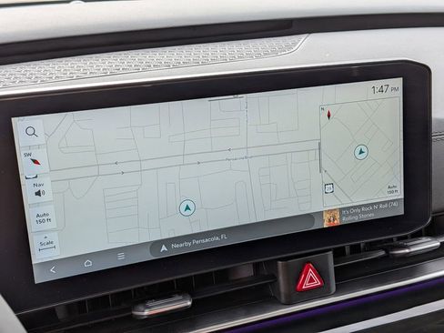 Used 2025 Kia Carnival SX Prestige image 24