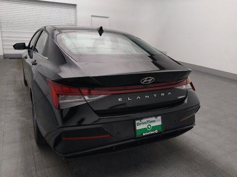 Used 2024 Hyundai Elantra Limited FWD image 6