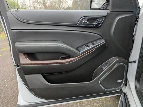 Used 2019 GMC Yukon SLT image 10