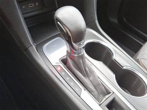 Used 2022 Chevrolet Equinox LT image 14