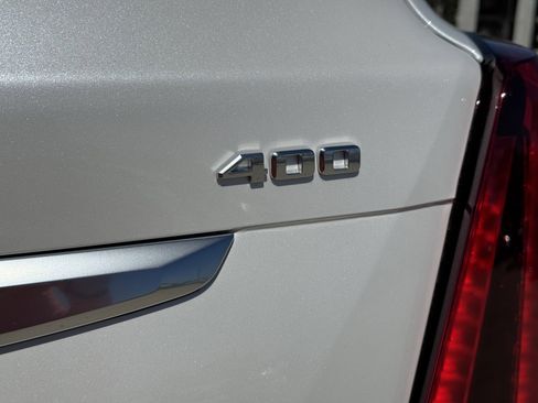 New 2025 Cadillac XT5 Premium Luxury image 10